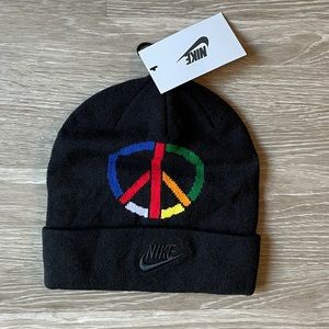 NWT Nike Olivia Kim black peace beanie One Size